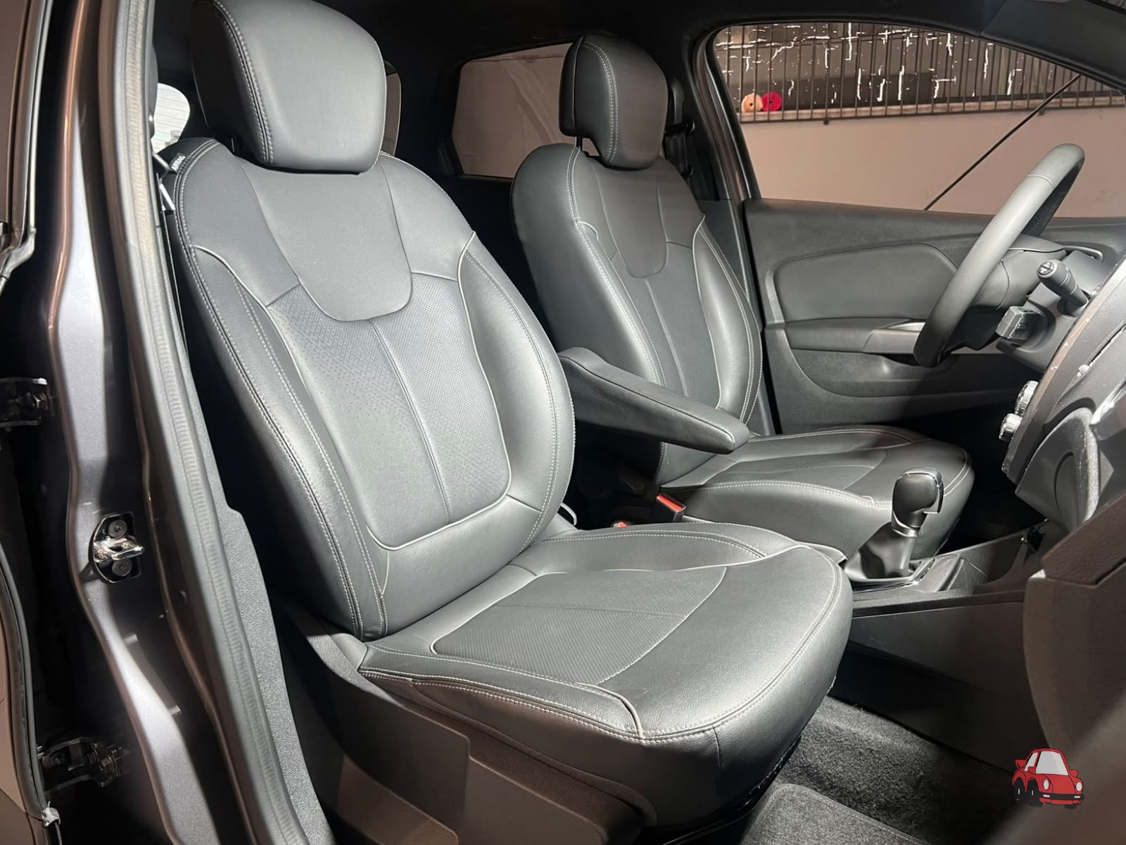 RENAULT CAPTUR — foto 5