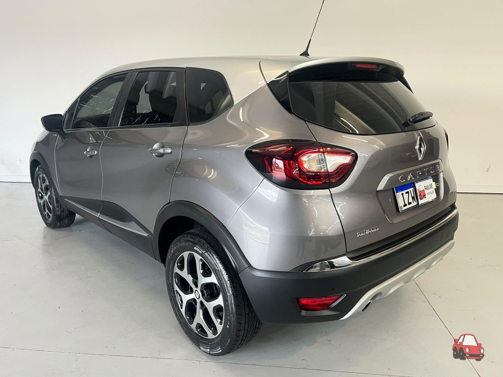 RENAULT CAPTUR — foto 4